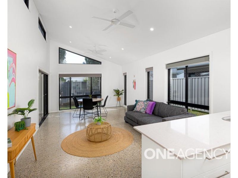 32 YENDA AVENUE, Gobbagombalin NSW 2650