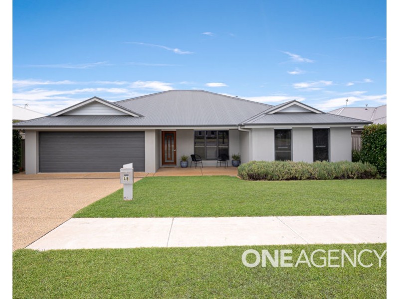 48 STRICKLAND DRIVE, Boorooma NSW 2650