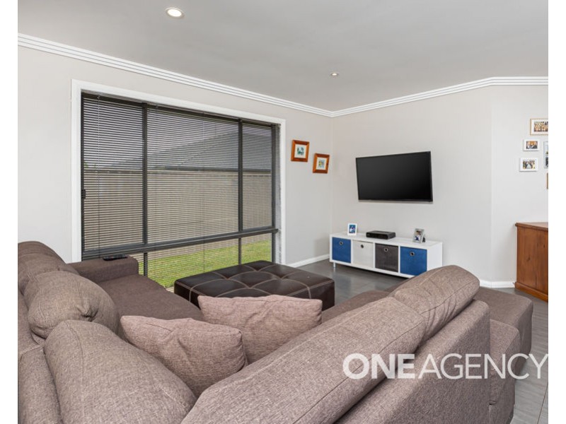 48 STRICKLAND DRIVE, Boorooma NSW 2650