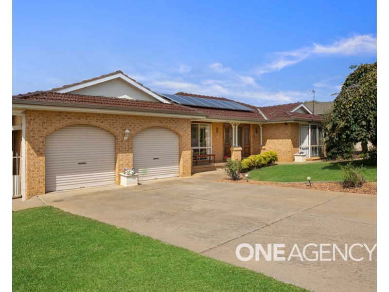 9 KIRRANG AVENUE, Glenfield Park NSW 2650