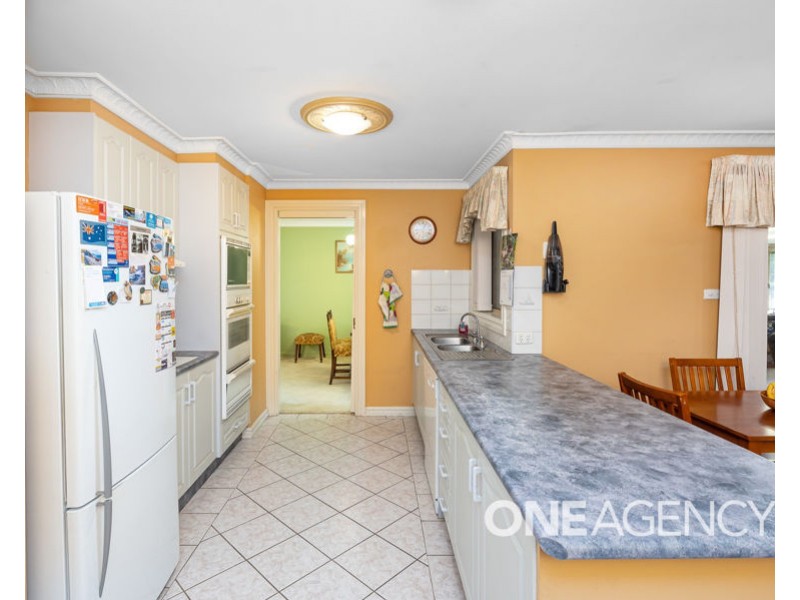 9 KIRRANG AVENUE, Glenfield Park NSW 2650