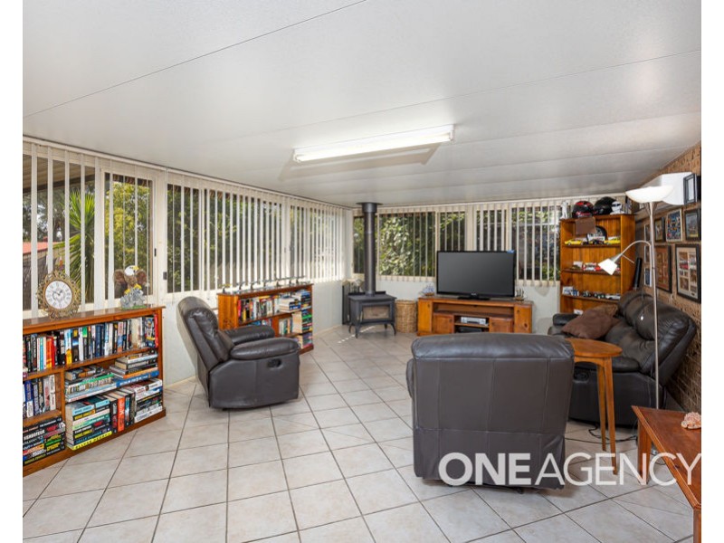 9 KIRRANG AVENUE, Glenfield Park NSW 2650