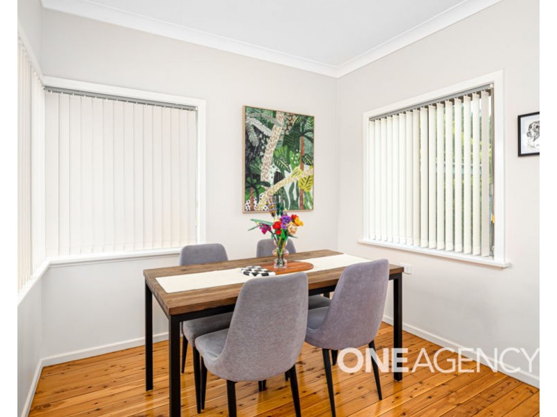 64 TICHBORNE CRESCENT, Kooringal NSW 2650