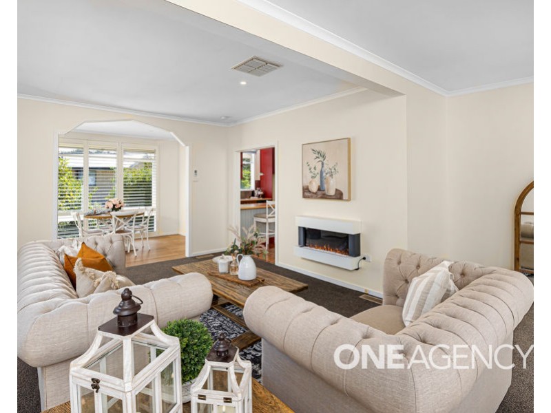 3 CHURCHILL AVENUE, Kooringal NSW 2650