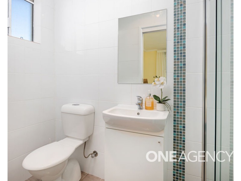 3 CHURCHILL AVENUE, Kooringal NSW 2650