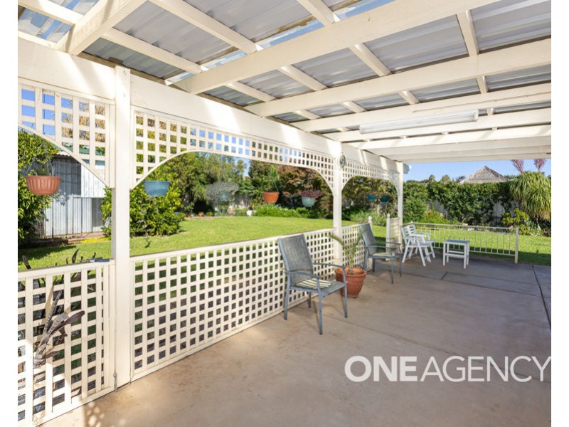 16 NUNKERI STREET, Glenfield Park NSW 2650