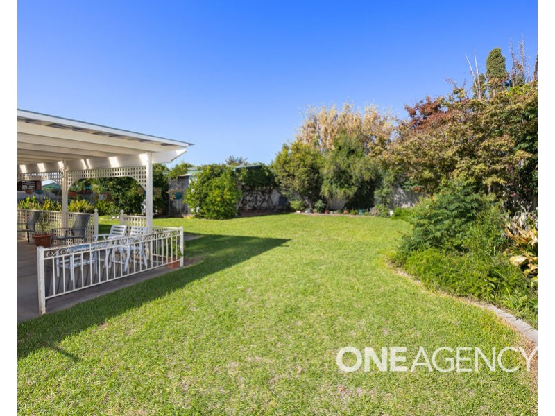 16 NUNKERI STREET, Glenfield Park NSW 2650