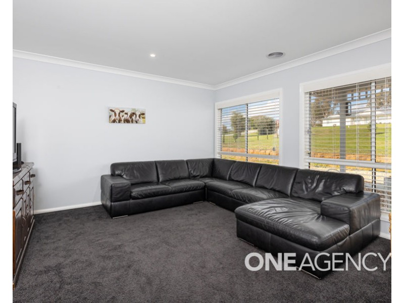 45 MATILDA CRESCENT, Gumly Gumly NSW 2652