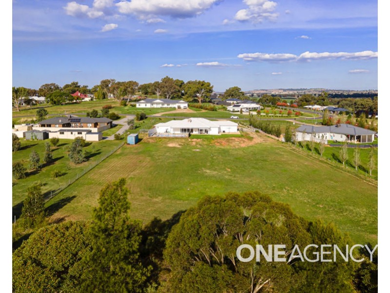 45 MATILDA CRESCENT, Gumly Gumly NSW 2652