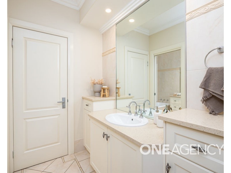 12 CUMBERLAND COURT, Tatton NSW 2650