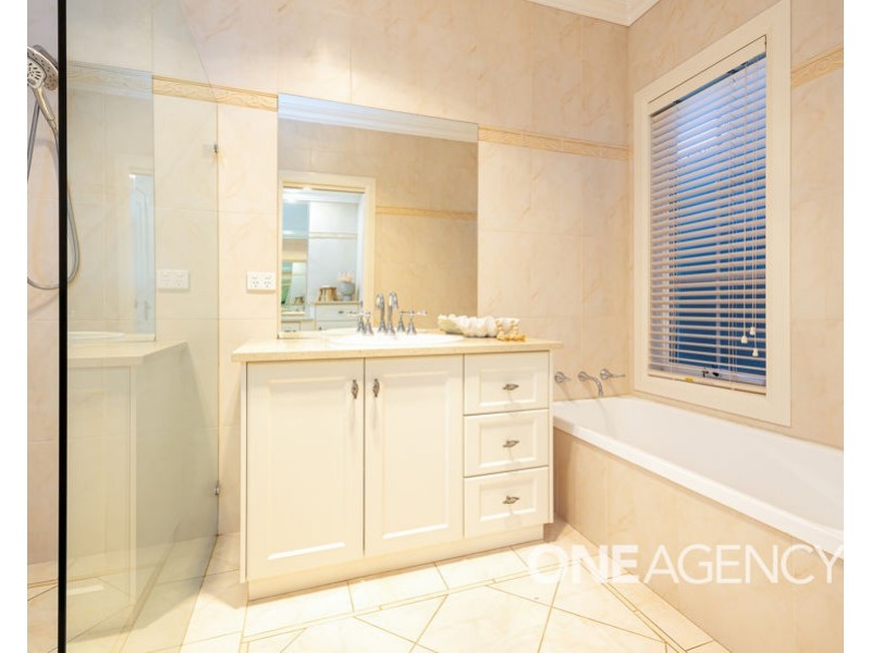 12 CUMBERLAND COURT, Tatton NSW 2650