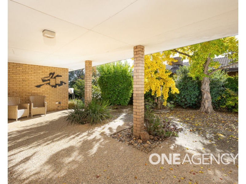 5 MYALL CRESCENT, Lake Albert NSW 2650