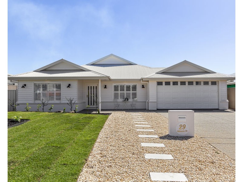 29 VALENCIA DRIVE, Gobbagombalin NSW 2650