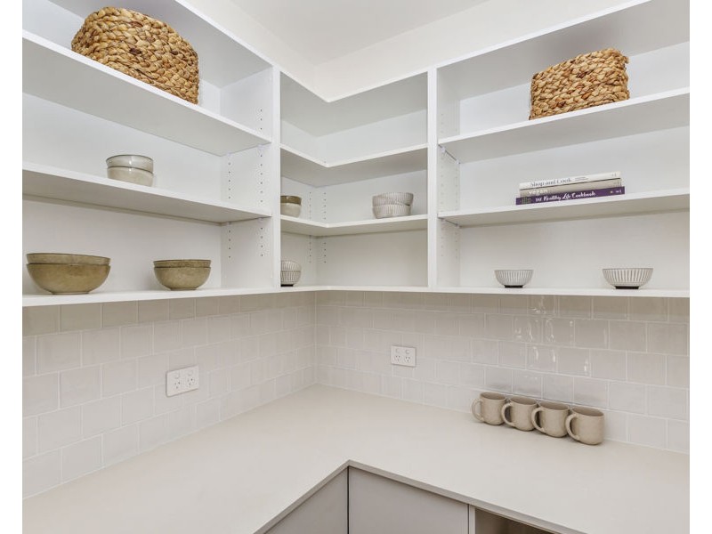 29 VALENCIA DRIVE, Gobbagombalin NSW 2650