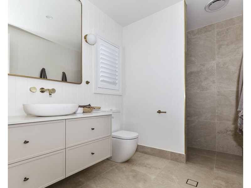 29 VALENCIA DRIVE, Gobbagombalin NSW 2650