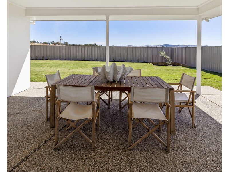 29 VALENCIA DRIVE, Gobbagombalin NSW 2650