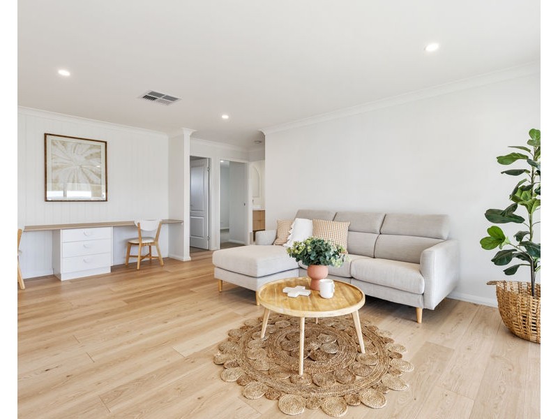 39 VALENCIA DRIVE, Gobbagombalin NSW 2650