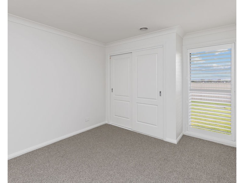 39 VALENCIA DRIVE, Gobbagombalin NSW 2650