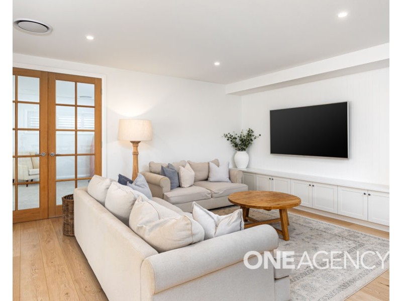 15 DALLAS AVENUE, Gobbagombalin NSW 2650