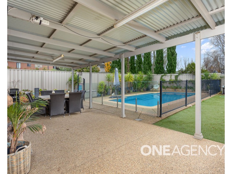 2/2 CLARENCE PLACE, Tatton NSW 2650