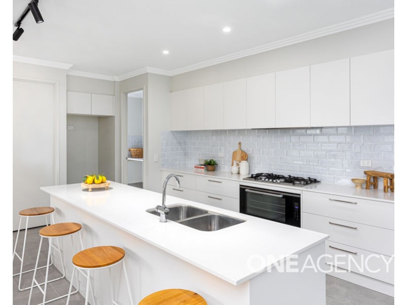 5 THE PEAKS TERRACE, Gobbagombalin NSW 2650