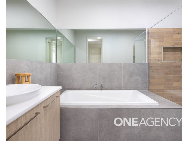 5 THE PEAKS TERRACE, Gobbagombalin NSW 2650