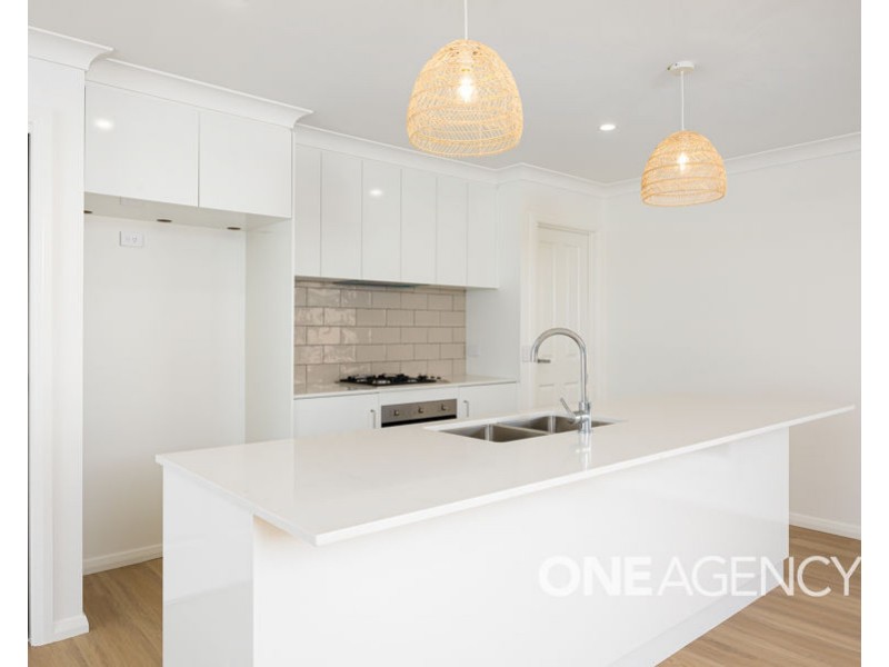 2/12 MITTA MITTA PLACE, Gobbagombalin NSW 2650