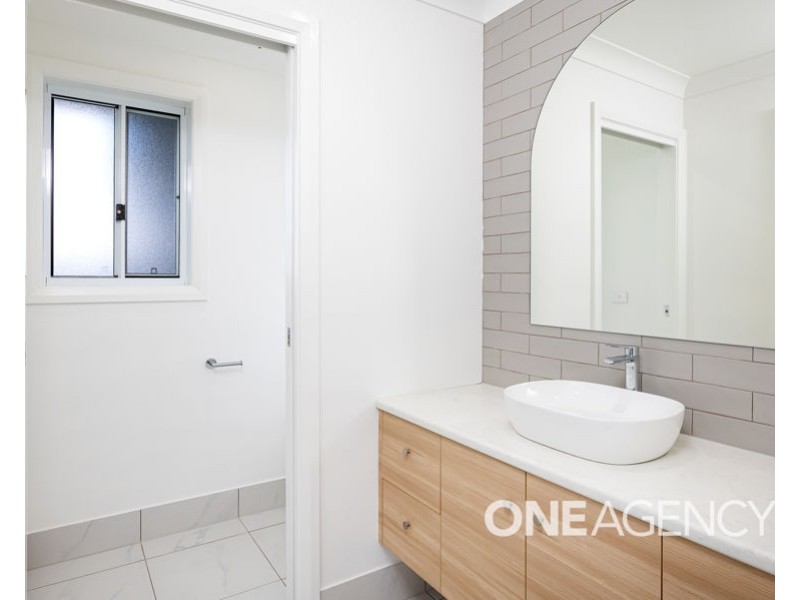 2/12 MITTA MITTA PLACE, Gobbagombalin NSW 2650