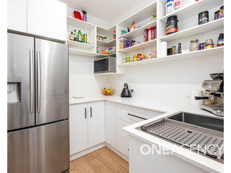 25 TURRAMIA CRESCENT, Gobbagombalin NSW 2650