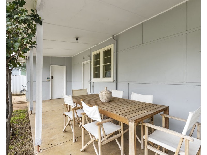 23 MAIR STREET, Turvey Park NSW 2650