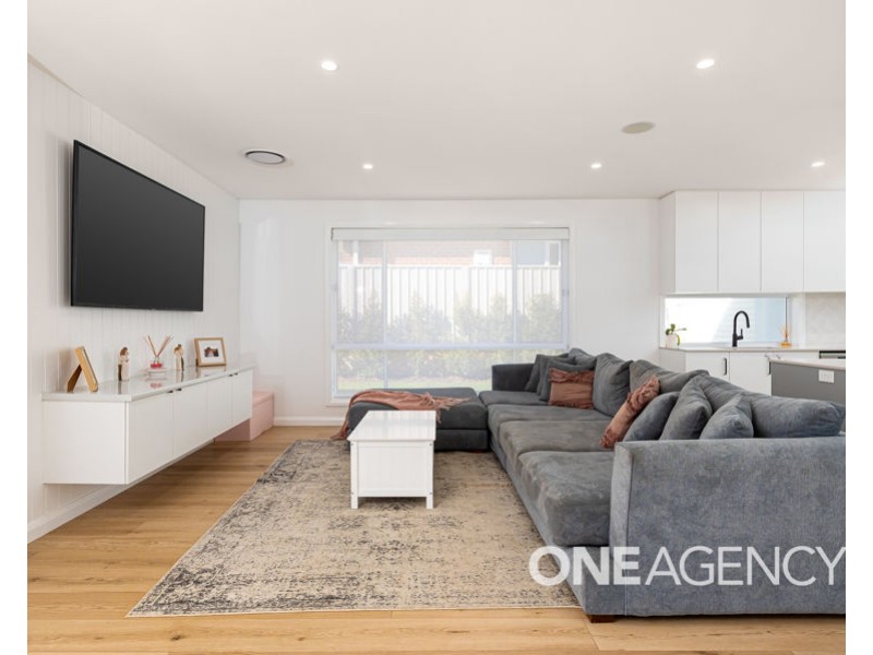 136 VALENCIA DRIVE, Gobbagombalin NSW 2650