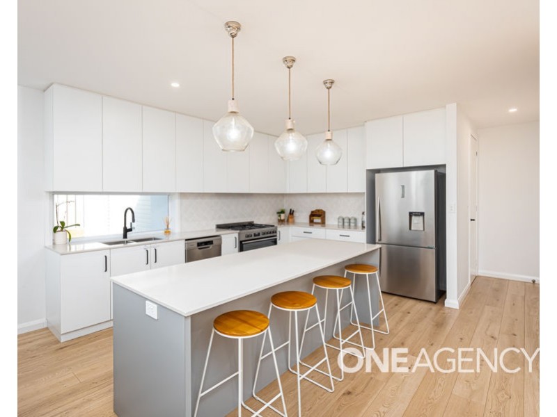 136 VALENCIA DRIVE, Gobbagombalin NSW 2650
