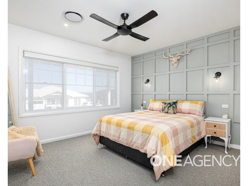 136 VALENCIA DRIVE, Gobbagombalin NSW 2650