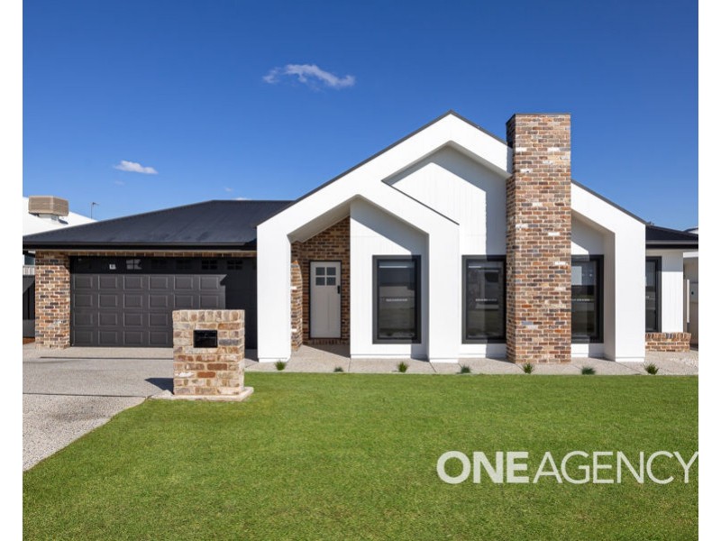 147 VALENCIA DRIVE, Gobbagombalin NSW 2650
