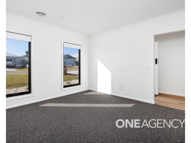 147 VALENCIA DRIVE, Gobbagombalin NSW 2650