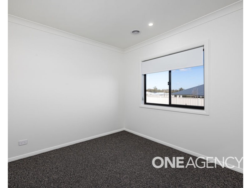 147 VALENCIA DRIVE, Gobbagombalin NSW 2650