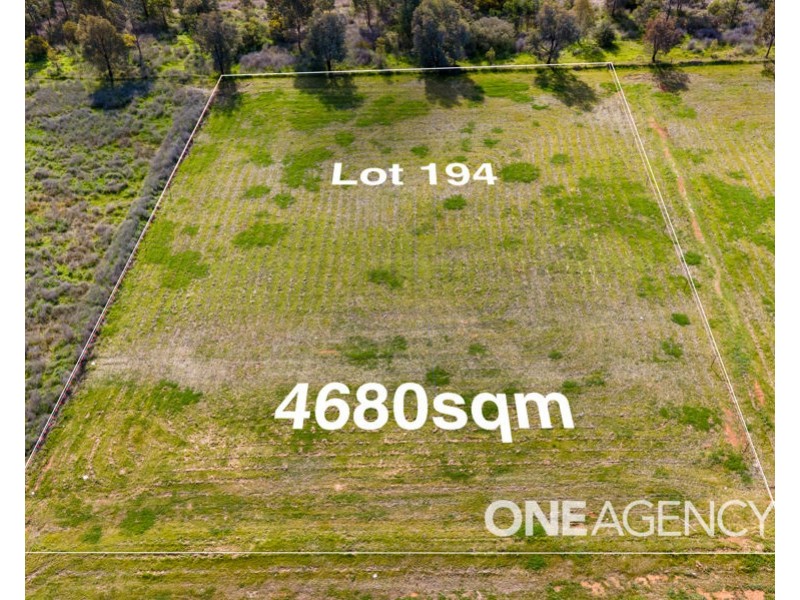 97 VALENCIA DRIVE, Gobbagombalin NSW 2650