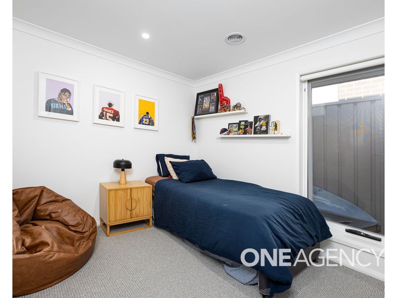86 VALENCIA DRIVE, Gobbagombalin NSW 2650