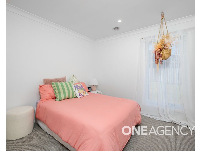 86 VALENCIA DRIVE, Gobbagombalin NSW 2650