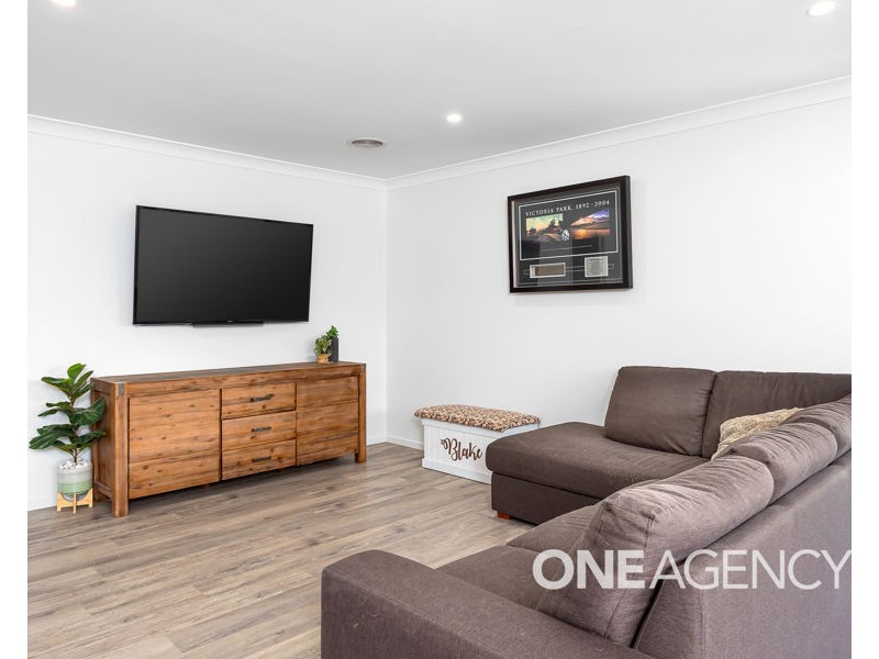 20 COLOMBO AVENUE, Gobbagombalin NSW 2650