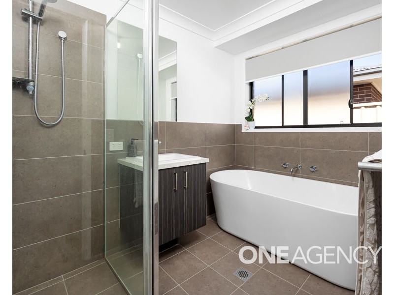 20 COLOMBO AVENUE, Gobbagombalin NSW 2650