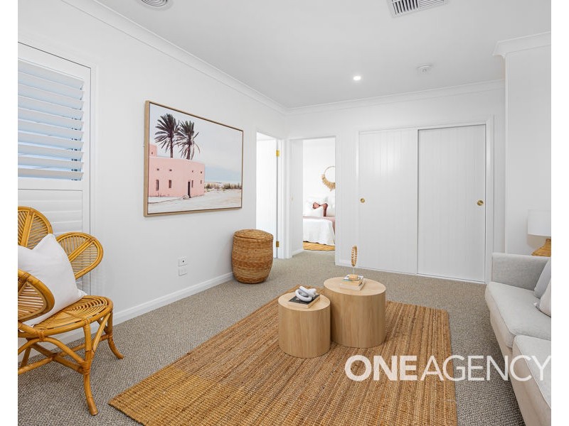 27 BONDI CRESCENT, Gobbagombalin NSW 2650