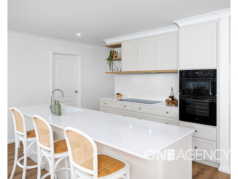 31 DURACK CIRCUIT, Boorooma NSW 2650