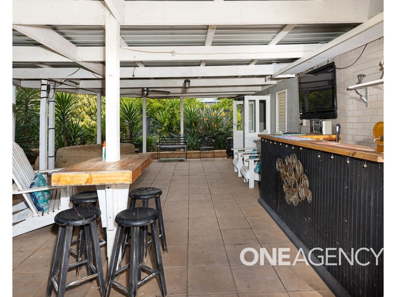 6 WAIMEA PLACE, Lake Albert NSW 2650