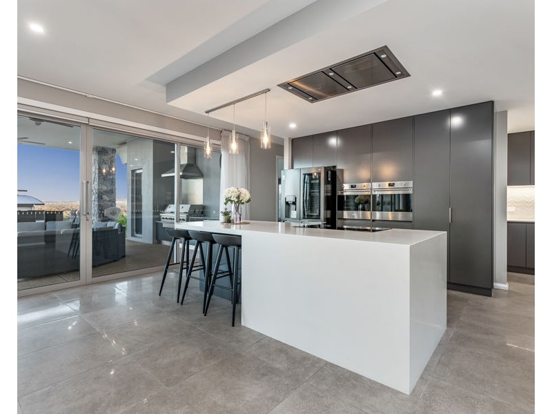 4 BULLER PLACE, Tatton NSW 2650