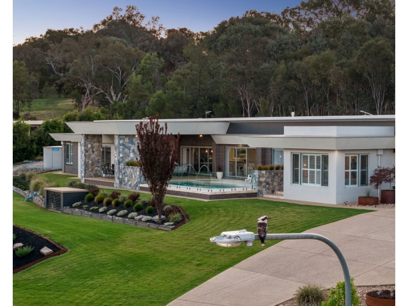 4 BULLER PLACE, Tatton NSW 2650