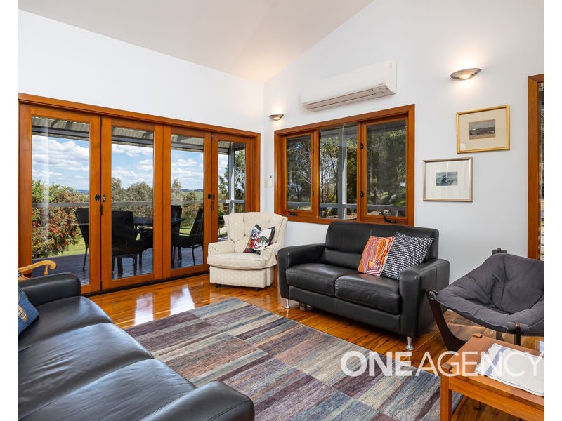215 BRUCEDALE DRIVE, Brucedale NSW 2650