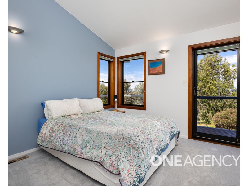 215 BRUCEDALE DRIVE, Brucedale NSW 2650