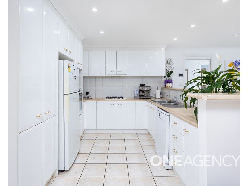 16 ROBERTS WAY, Kooringal NSW 2650