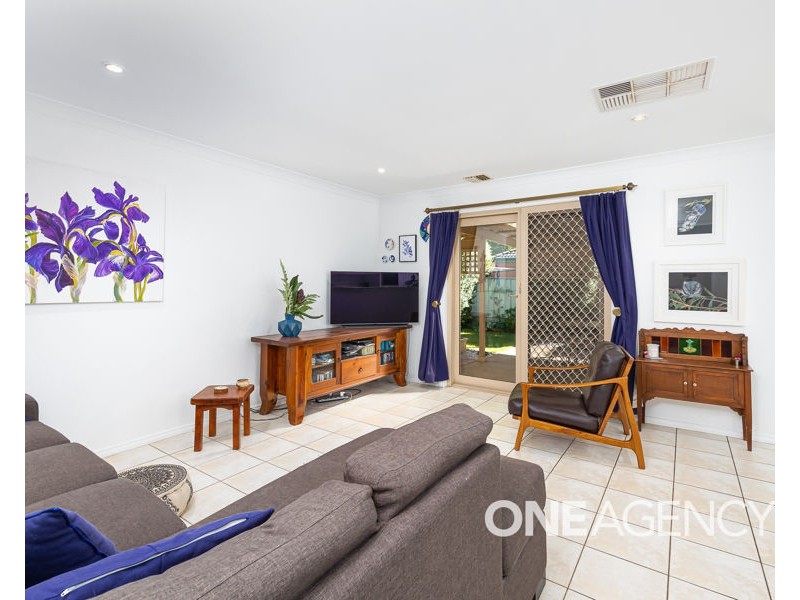 16 ROBERTS WAY, Kooringal NSW 2650
